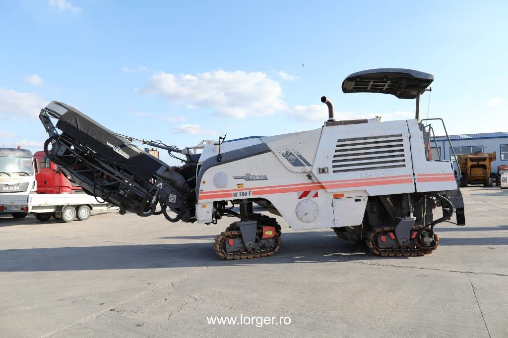 Wirtgen W 100 F  - Пътна фреза: снимка 2 Wirtgen W 100 F  - Пътна фреза: снимка 2