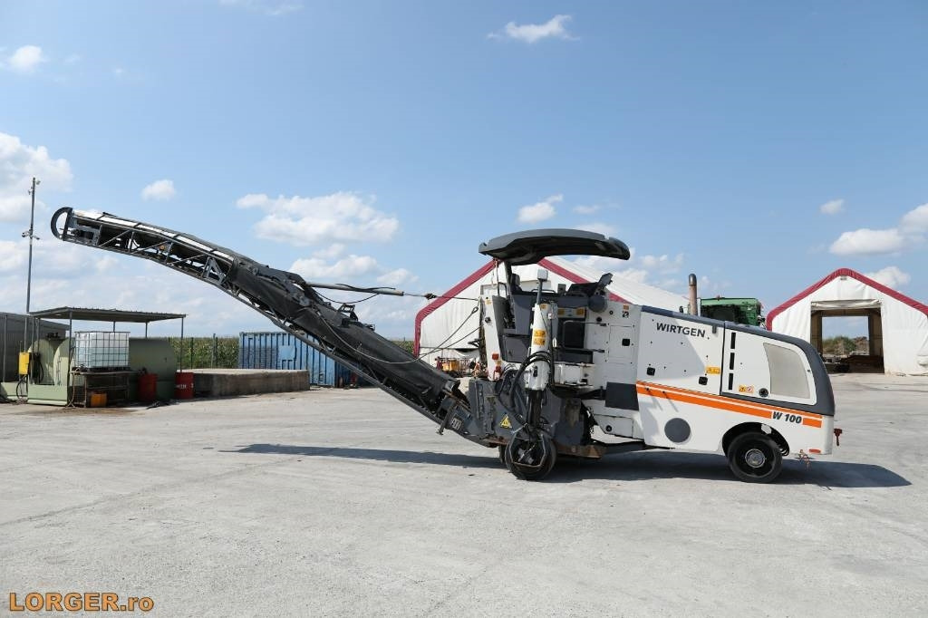 Wirtgen W 100 - Пътна фреза: снимка 2 Wirtgen W 100 - Пътна фреза: снимка 2