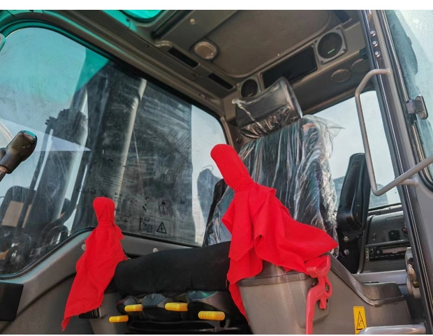 2020 Volvo EC240 - Верижен багер: снимка 5 2020 Volvo EC240 - Верижен багер: снимка 5