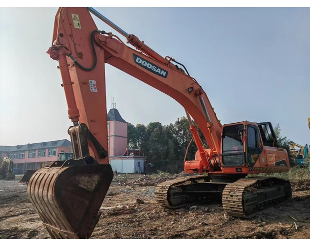 2021 Doosan DX420LC-9C - Верижен багер: снимка 1 2021 Doosan DX420LC-9C - Верижен багер: снимка 1