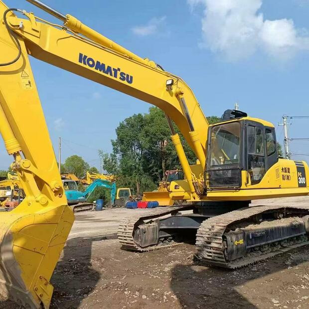 2021 Komatsu PC300-8 - Верижен багер: снимка 2 2021 Komatsu PC300-8 - Верижен багер: снимка 2