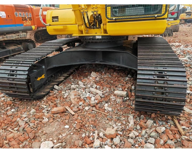 Верижен багер 2022 Komatsu PC220-8: снимка 7
