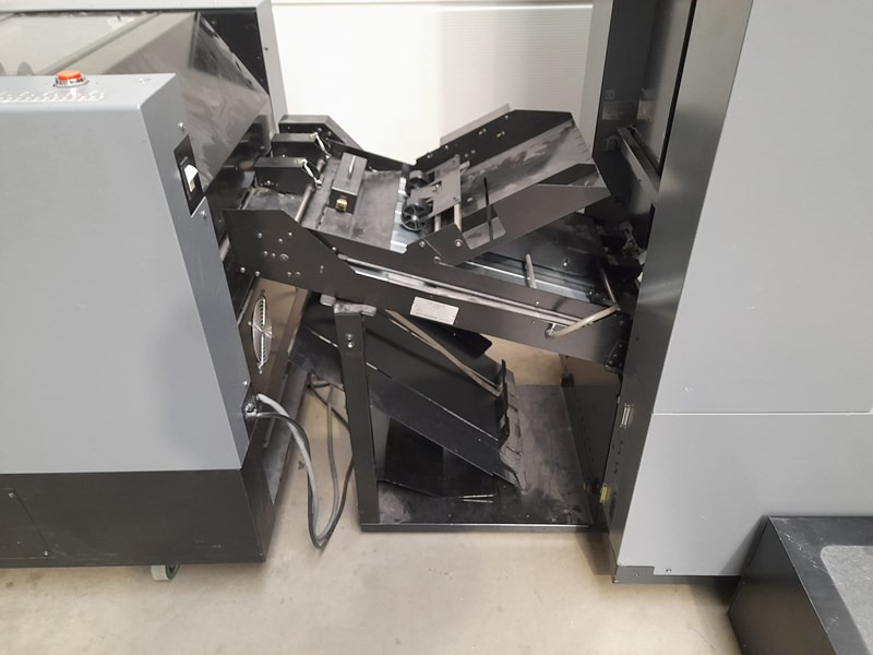 Duplo System 4000 - Печатарско оборудване: снимка 3 Duplo System 4000 - Печатарско оборудване: снимка 3