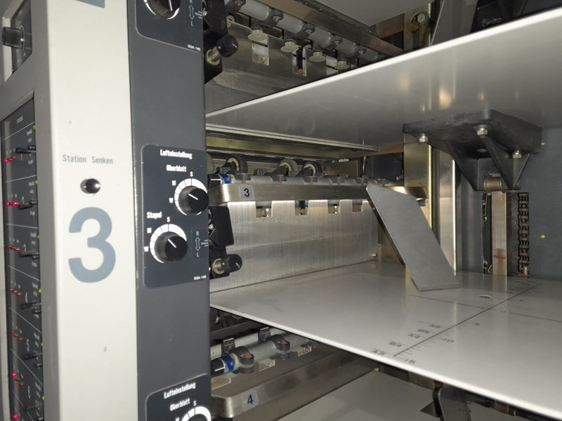 Horizon AC-8000 S | collator | 8 stations | 1992 - Печатарско оборудване: снимка 2 Horizon AC-8000 S | collator | 8 stations | 1992 - Печатарско оборудване: снимка 2