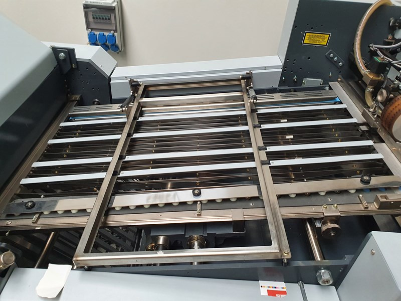 Horizon AFC-746 F | PFU-74 | 29 Mio | 2011 - Машина за сгъване: снимка 3 Horizon AFC-746 F | PFU-74 | 29 Mio | 2011 - Машина за сгъване: снимка 3