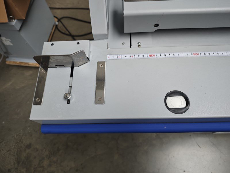 Horizon BQ-270V | 371.000 | 2011 - Машина за подвързване: снимка 4 Horizon BQ-270V | 371.000 | 2011 - Машина за подвързване: снимка 4