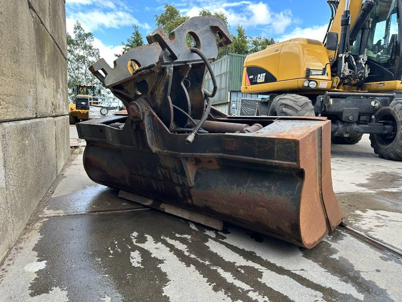 CW30/40 tilt bucket / schwenklöffel / kantelbak 20 - Кофа за Строителна техника: снимка 4 CW30/40 tilt bucket / schwenklöffel / kantelbak 20 - Кофа за Строителна техника: снимка 4