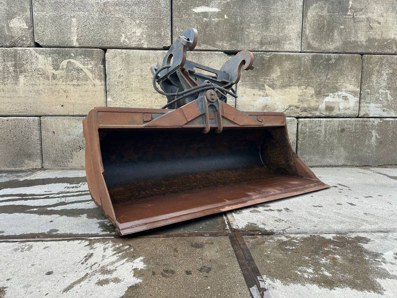 CW30/40 tilt bucket / schwenklöffel / kantelbak 20 - Кофа за Строителна техника: снимка 1 CW30/40 tilt bucket / schwenklöffel / kantelbak 20 - Кофа за Строителна техника: снимка 1