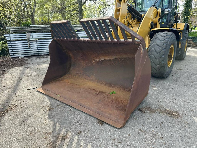 Колесен товарач Cat 938M: снимка 12