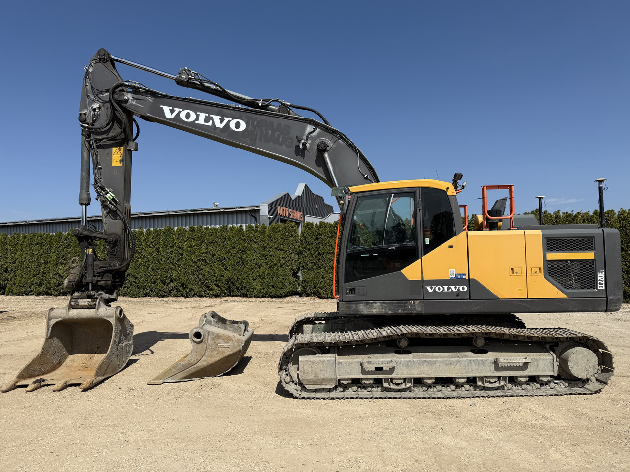 Volvo EC 220 EL - Верижен багер: снимка 2 Volvo EC 220 EL - Верижен багер: снимка 2