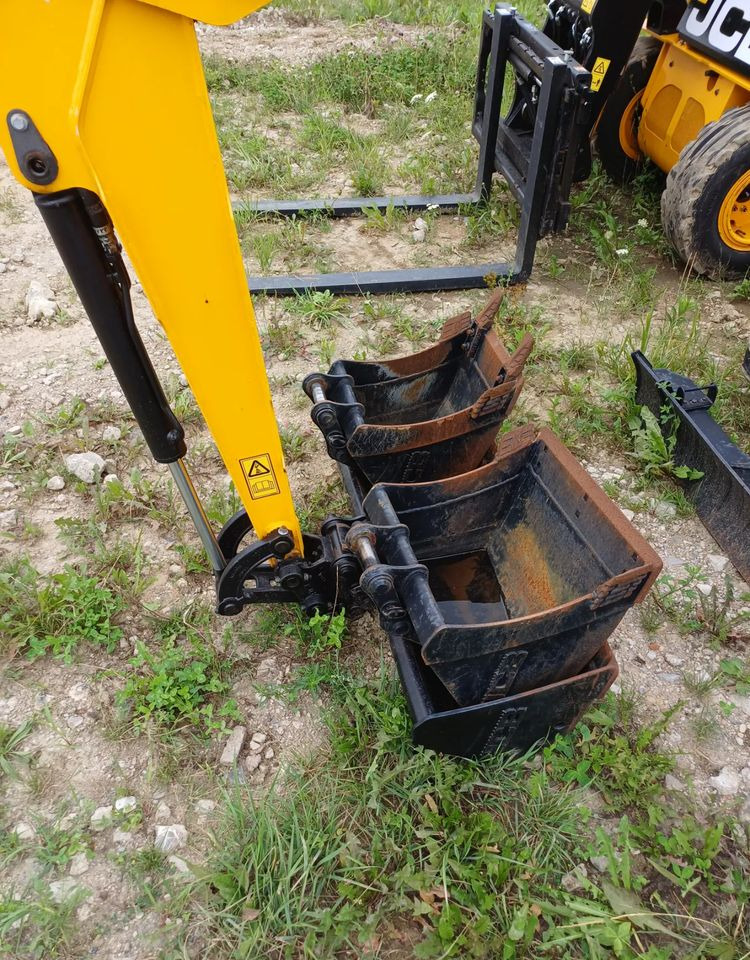 JCB 19C-1 - Верижен багер: снимка 3 JCB 19C-1 - Верижен багер: снимка 3