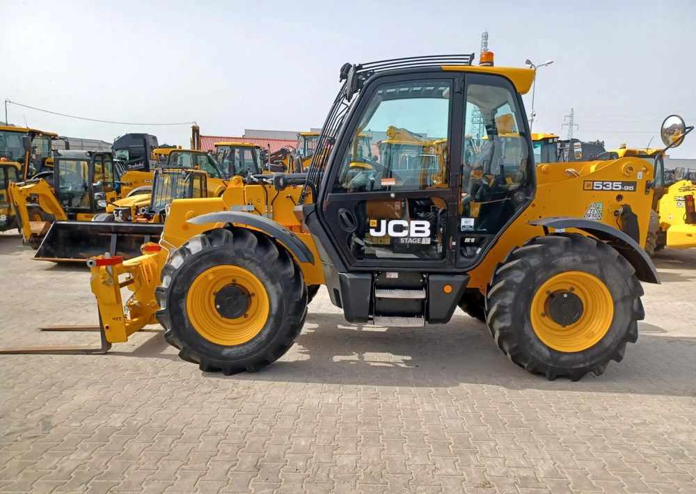 JCB 535-95 - Телескопичен товарач: снимка 4 JCB 535-95 - Телескопичен товарач: снимка 4