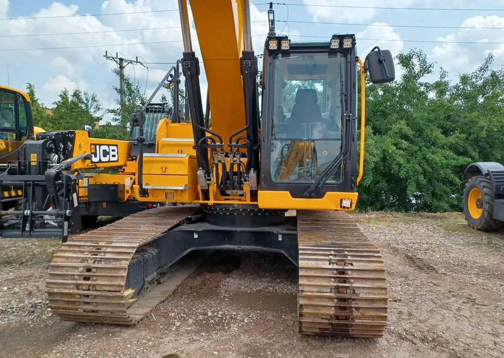 JCB JS 220X - Верижен багер: снимка 3 JCB JS 220X - Верижен багер: снимка 3