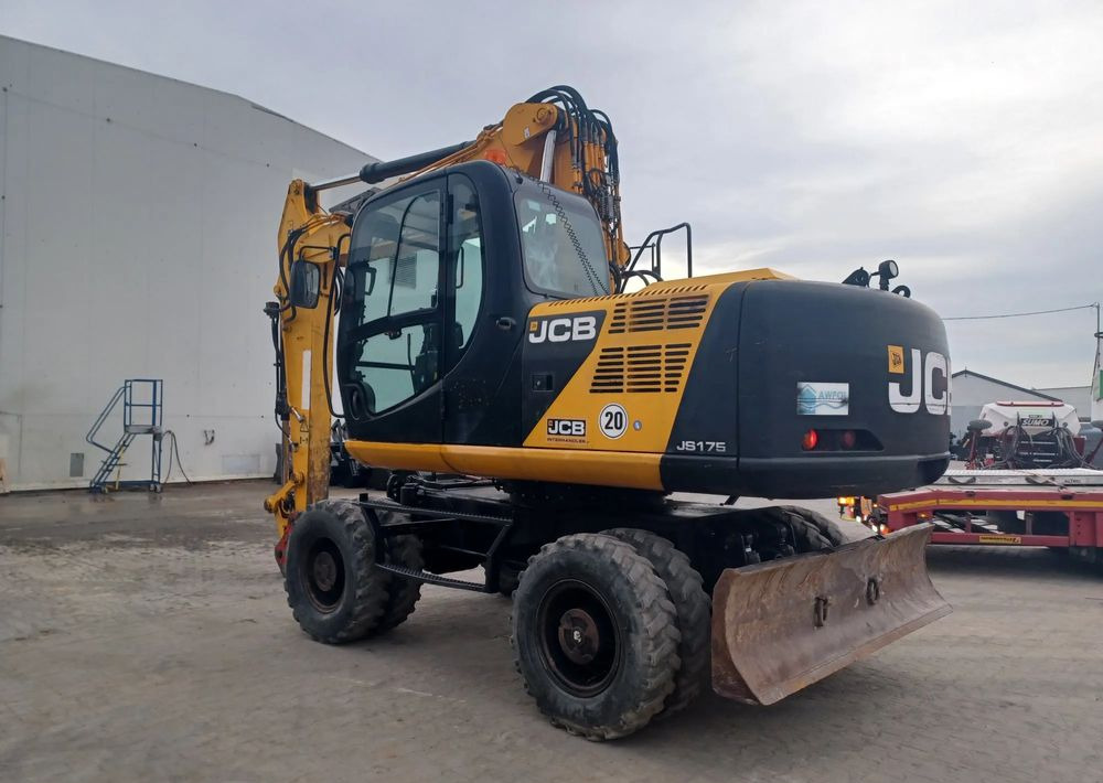 JCB JS175W - Колесен багер: снимка 4 JCB JS175W - Колесен багер: снимка 4