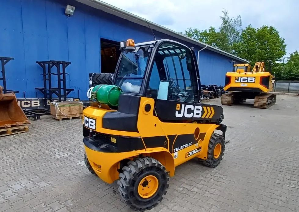JCB TLT 30-20G 4x4 - Газокар, Телескопичен товарач: снимка 4 JCB TLT 30-20G 4x4 - Газокар, Телескопичен товарач: снимка 4