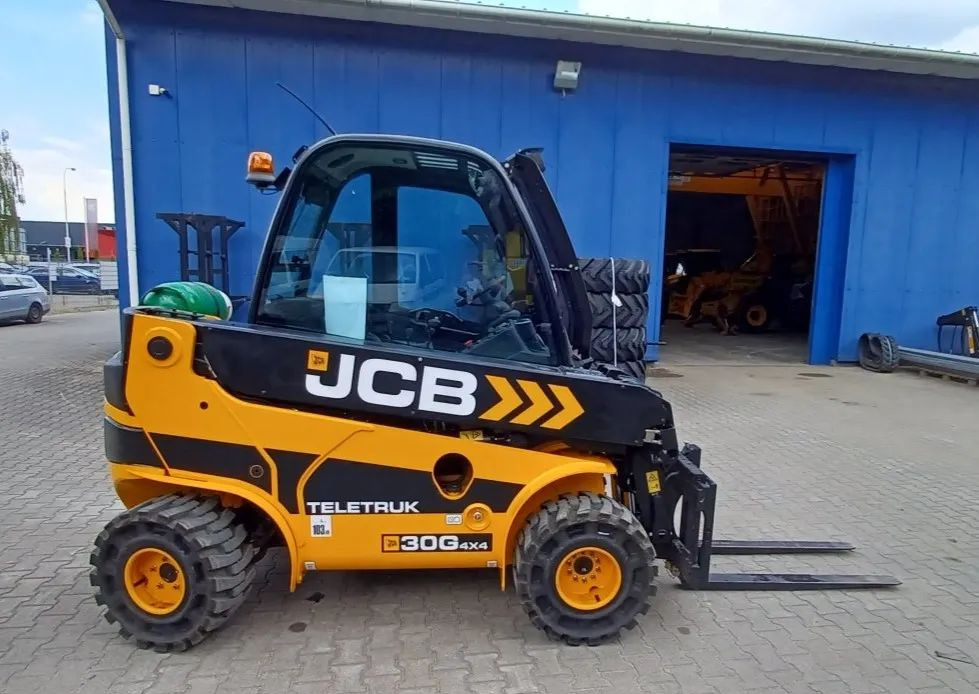 JCB TLT 30-20G 4x4 - Газокар, Телескопичен товарач: снимка 3 JCB TLT 30-20G 4x4 - Газокар, Телескопичен товарач: снимка 3