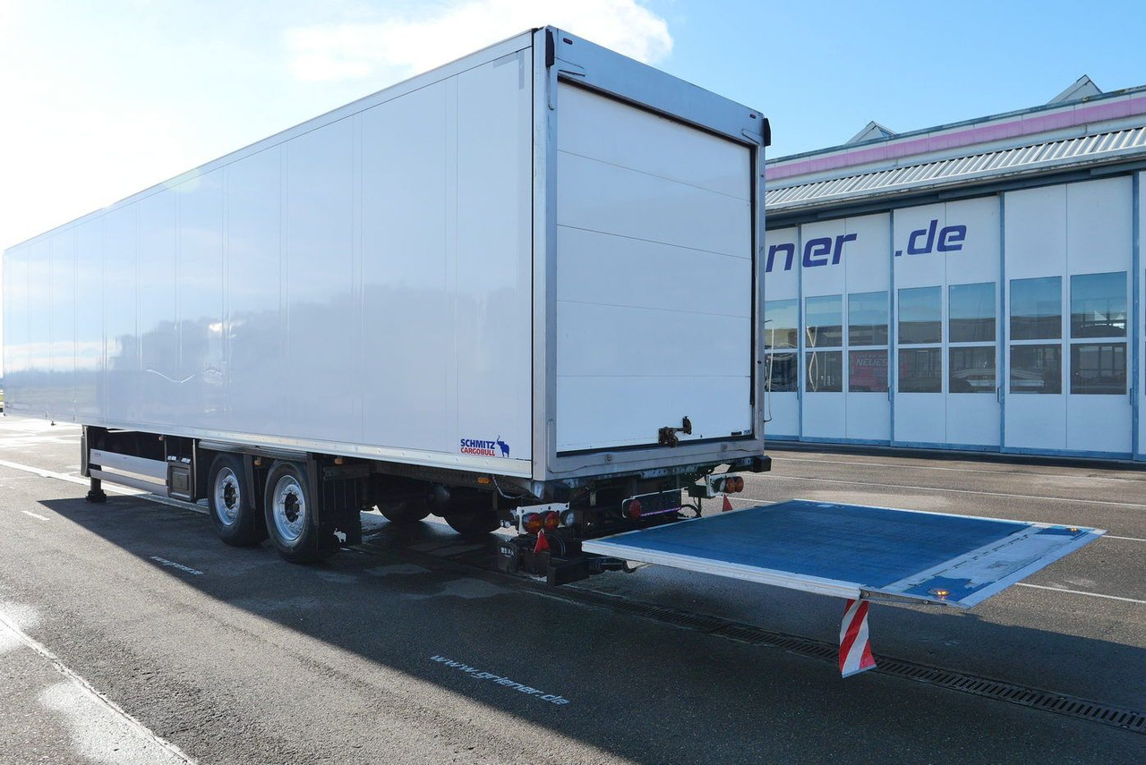 Затворена каросерия полуремарке Schmitz Cargobull SKO 18 /LBW BÄR 2500 kg / CARRIER 1550 / ROLLTOR: снимка 22 Затворена каросерия полуремарке Schmitz Cargobull SKO 18 /LBW BÄR 2500 kg / CARRIER 1550 / ROLLTOR: снимка 22