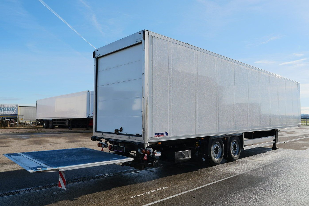Затворена каросерия полуремарке Schmitz Cargobull SKO 18 /LBW BÄR 2500 kg / CARRIER 1550 / ROLLTOR: снимка 20 Затворена каросерия полуремарке Schmitz Cargobull SKO 18 /LBW BÄR 2500 kg / CARRIER 1550 / ROLLTOR: снимка 20