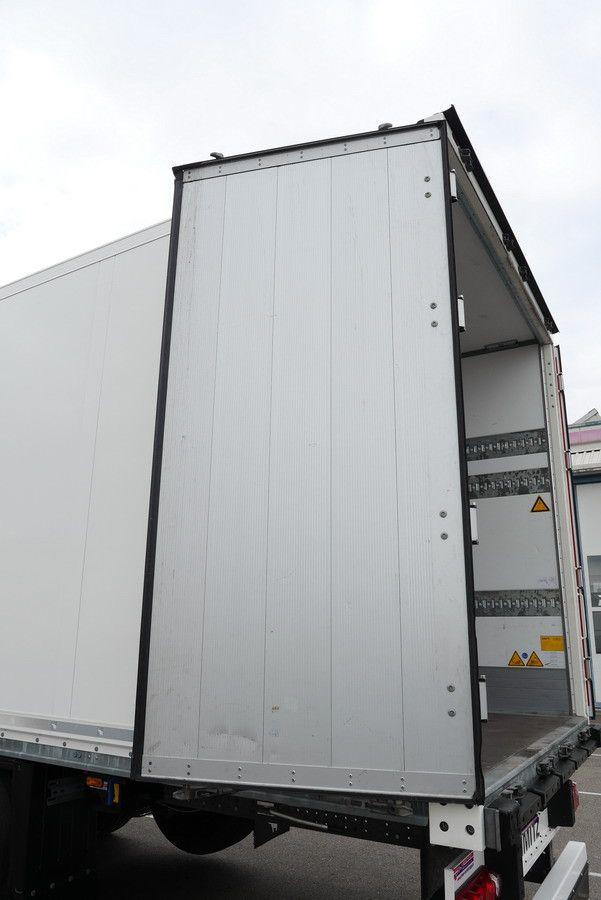 Затворена каросерия полуремарке Schmitz Cargobull SKO 24/3 x ZURRLEISTE / 2 x LIFTACHSE 90 tsd km: снимка 16