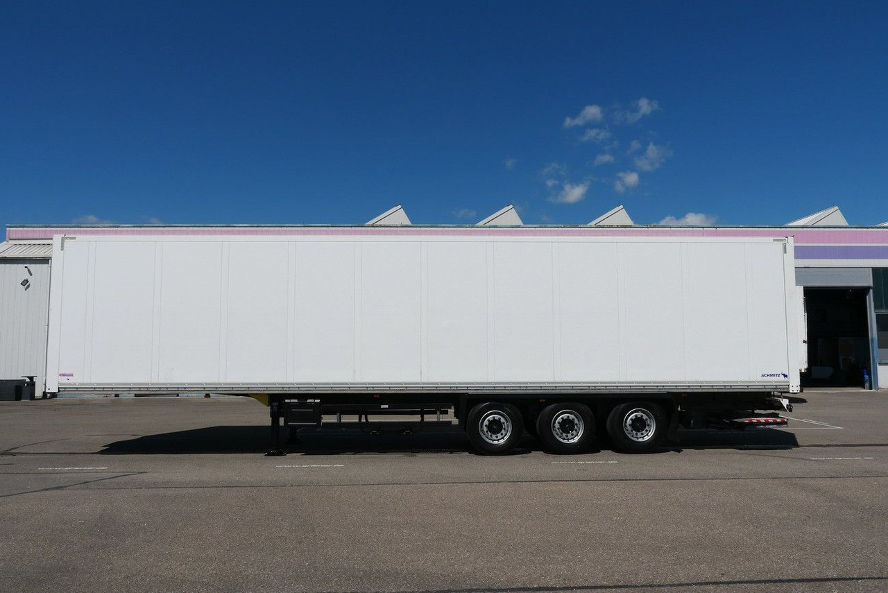 Schmitz Cargobull SKO 24/ ROLLTOR / LBW 2000 kg / TÜV NEU - Затворена каросерия полуремарке: снимка 5 Schmitz Cargobull SKO 24/ ROLLTOR / LBW 2000 kg / TÜV NEU - Затворена каросерия полуремарке: снимка 5