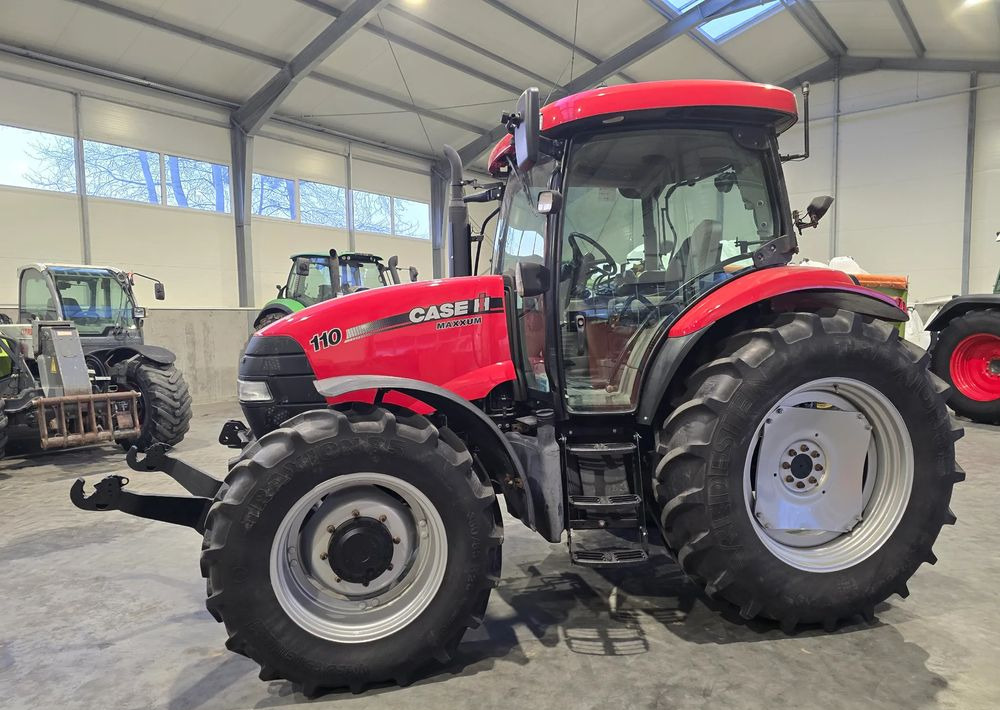 Case IH Maxxum 110 - Трактор: снимка 4 Case IH Maxxum 110 - Трактор: снимка 4