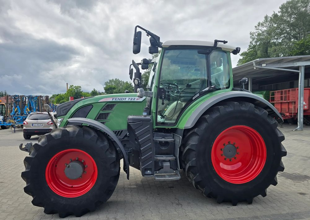 Fendt 722 SCR Profi - Трактор: снимка 3 Fendt 722 SCR Profi - Трактор: снимка 3
