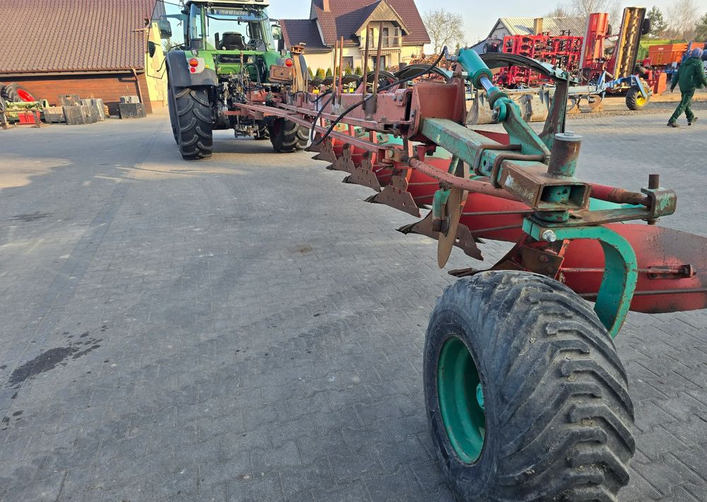 Kverneland BB 100 z wałami cambel - Плуг: снимка 5 Kverneland BB 100 z wałami cambel - Плуг: снимка 5