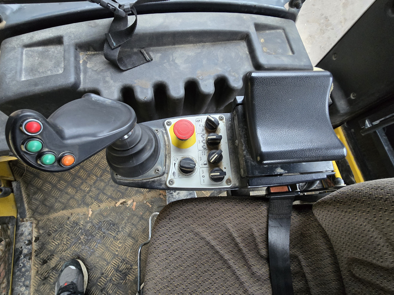 Лизинг на BOMAG BW154 AP-AM BOMAG BW154 AP-AM: снимка 9