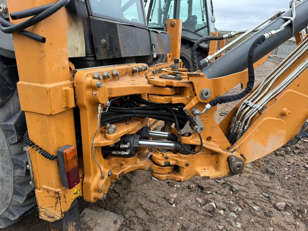 CASE 580 ST - Багер-товарач: снимка 4 CASE 580 ST - Багер-товарач: снимка 4