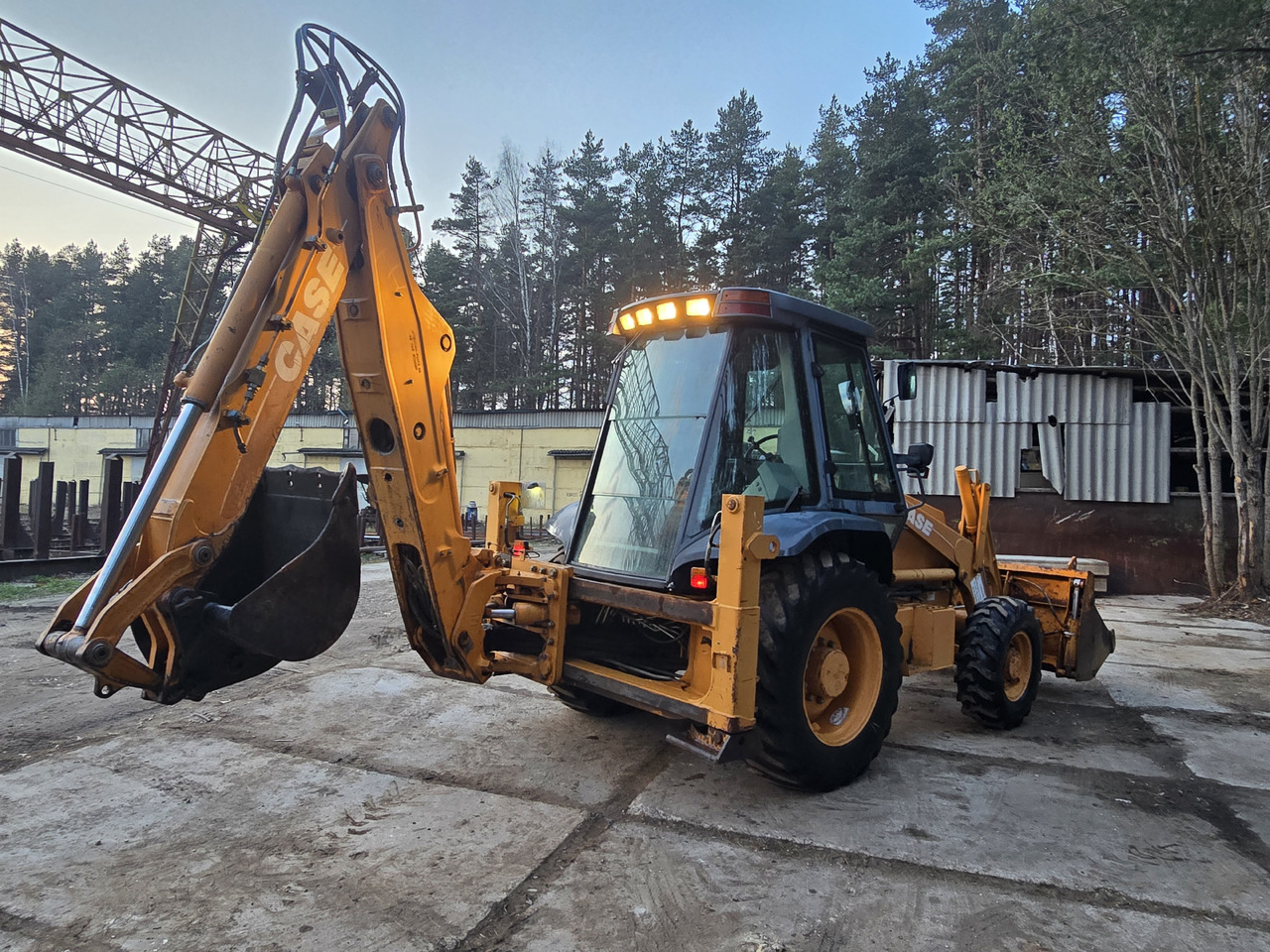 Case 580 LSP - Багер-товарач: снимка 4 Case 580 LSP - Багер-товарач: снимка 4