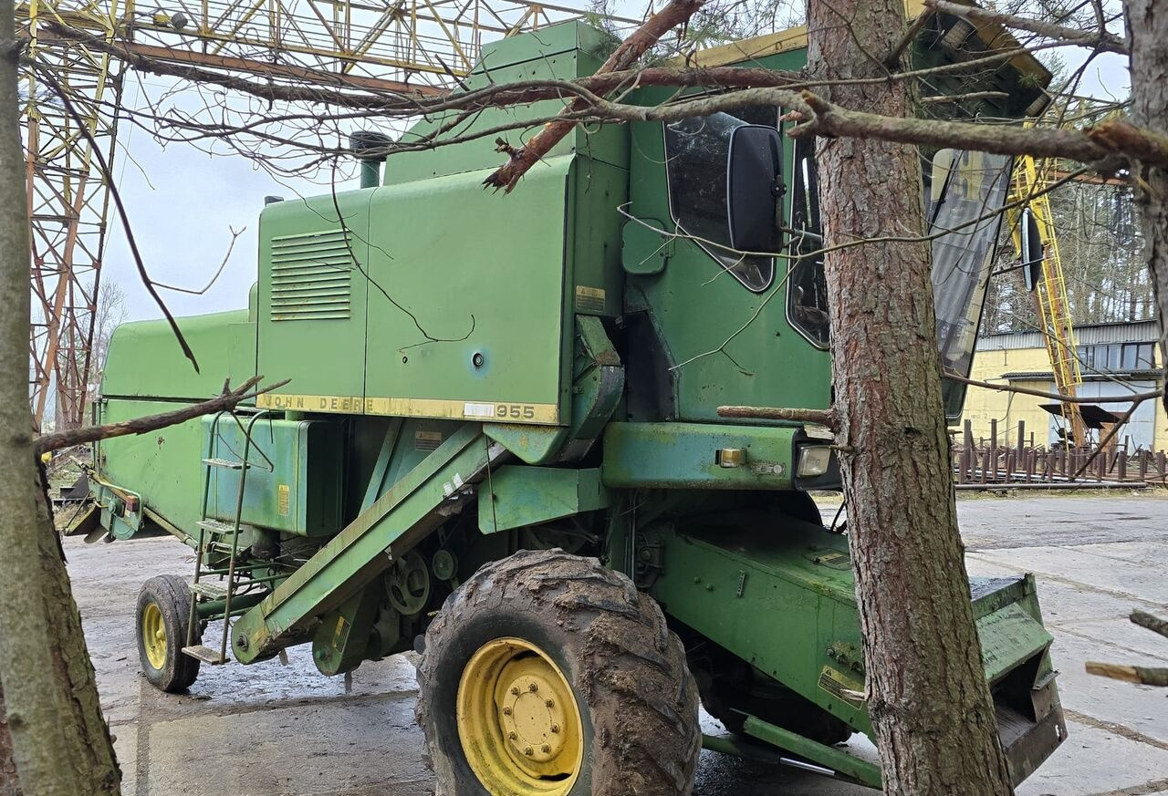 John Deere 955 A1 - Зърнокомбайн: снимка 4 John Deere 955 A1 - Зърнокомбайн: снимка 4