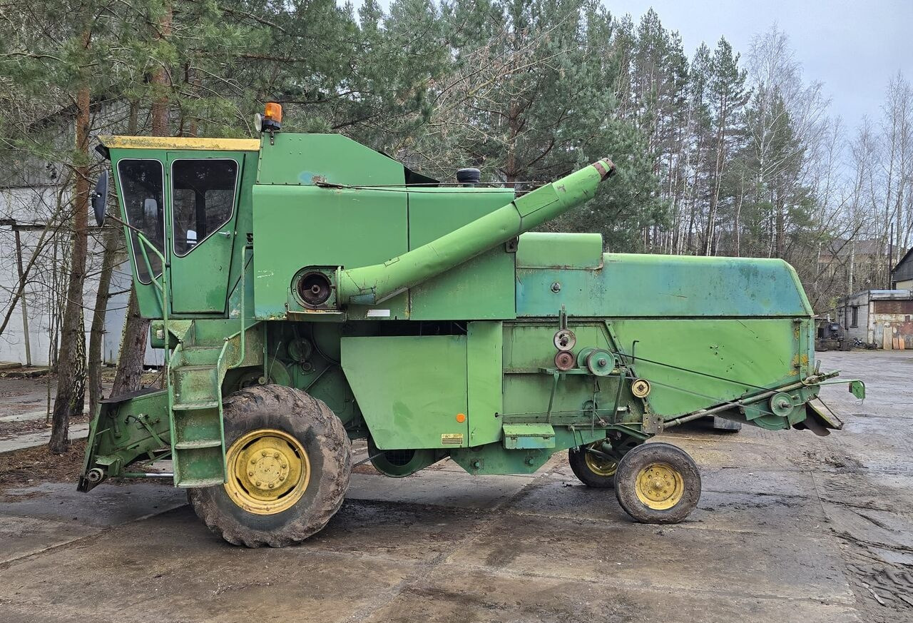 John Deere 955 A1 - Зърнокомбайн: снимка 2 John Deere 955 A1 - Зърнокомбайн: снимка 2