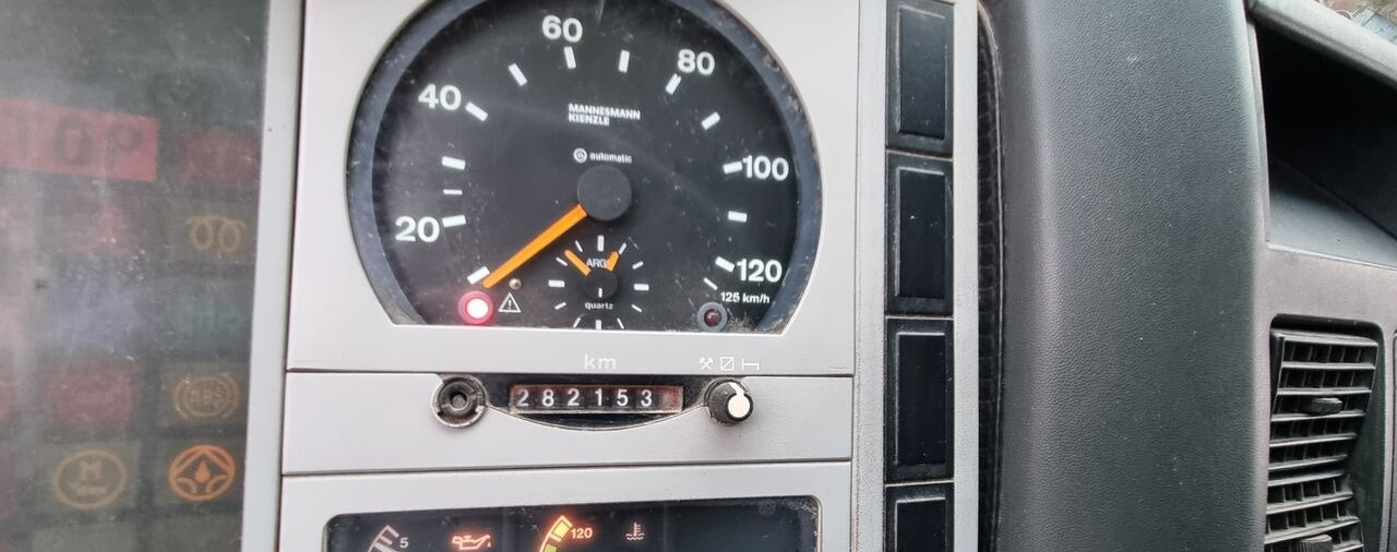 Самосвал камион, Камион с кран MAN 15.224: снимка 24