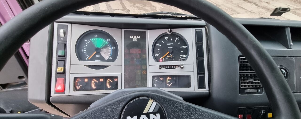 Самосвал камион, Камион с кран MAN 15.224: снимка 23