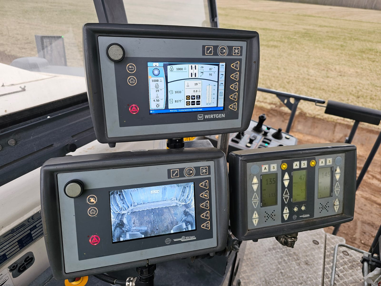 Пътна фреза WIRTGEN W220: снимка 7