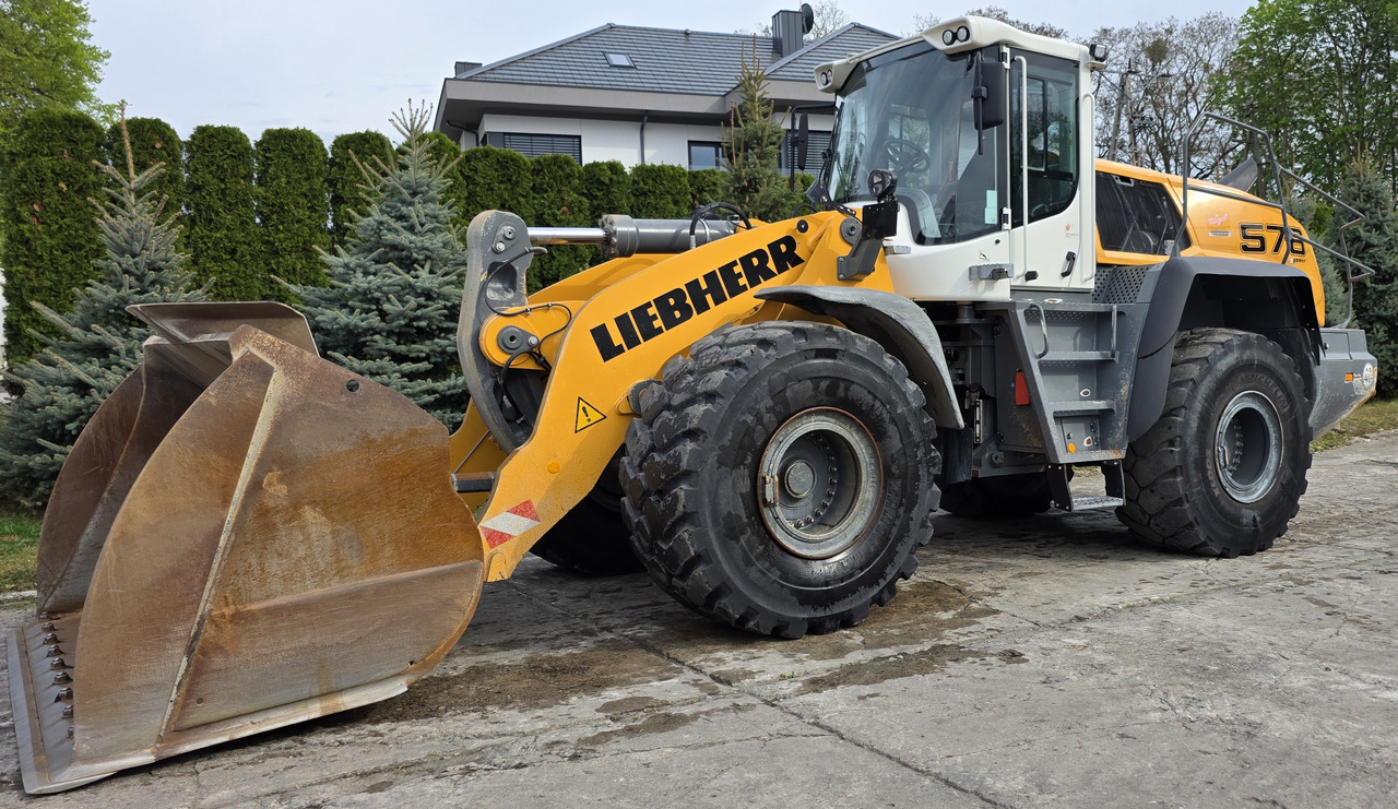 Liebherr 576 Xpower - Колесен товарач: снимка 4 Liebherr 576 Xpower - Колесен товарач: снимка 4