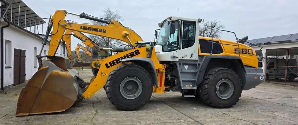 Liebherr 580 - Колесен товарач: снимка 4 Liebherr 580 - Колесен товарач: снимка 4
