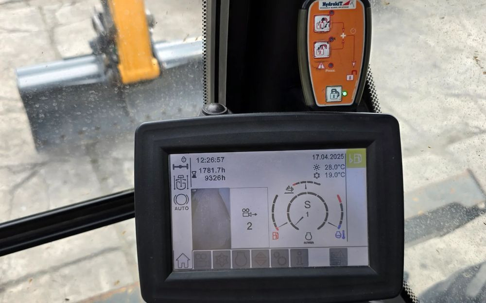 Лизинг на  Liebherr A 914 COMPACT Liebherr A 914 COMPACT: снимка 15