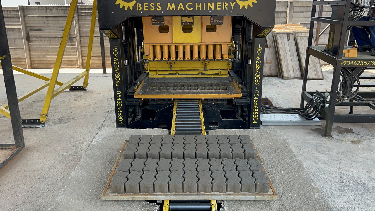 PRS-600 Semi-Automatic Concrete Block Machine - Машина за бетонни блокчета: снимка 2 PRS-600 Semi-Automatic Concrete Block Machine - Машина за бетонни блокчета: снимка 2