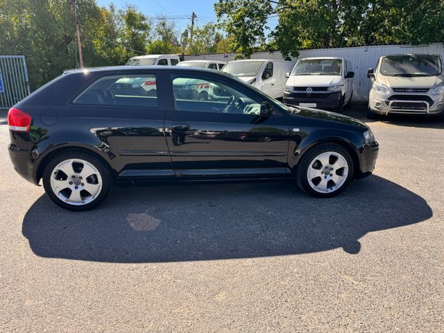 Audi A3 2.0 FSI Ambition S3 nur Export!! - Лек автомобил: снимка 5 Audi A3 2.0 FSI Ambition S3 nur Export!! - Лек автомобил: снимка 5