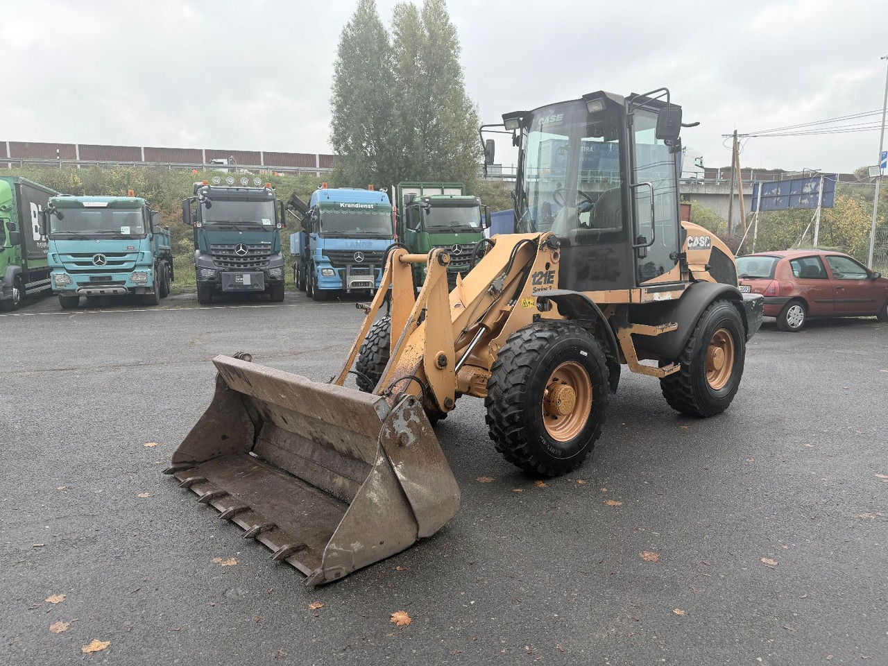 Case 121 E - Колесен товарач: снимка 3 Case 121 E - Колесен товарач: снимка 3