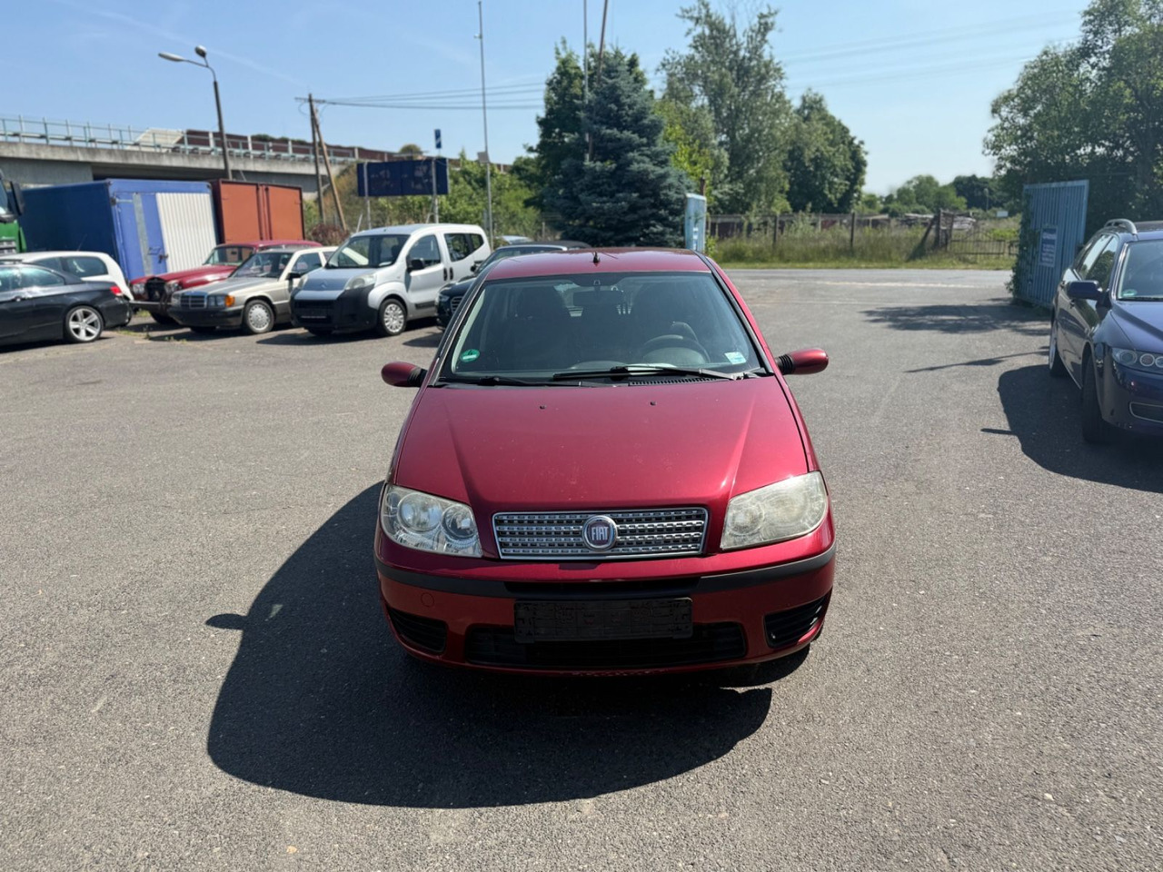 Fiat Punto Aktueller HU - Седан: снимка 1 Fiat Punto Aktueller HU - Седан: снимка 1