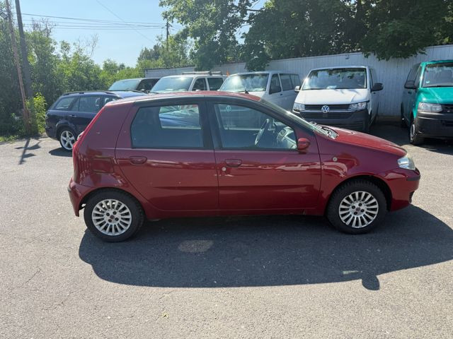 Fiat Punto Aktueller HU Motorschaden - Седан: снимка 3 Fiat Punto Aktueller HU Motorschaden - Седан: снимка 3