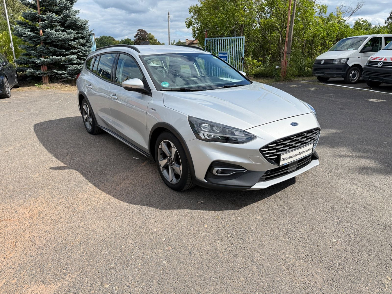 Ford Focus Turnier Active - Комби: снимка 2 Ford Focus Turnier Active - Комби: снимка 2