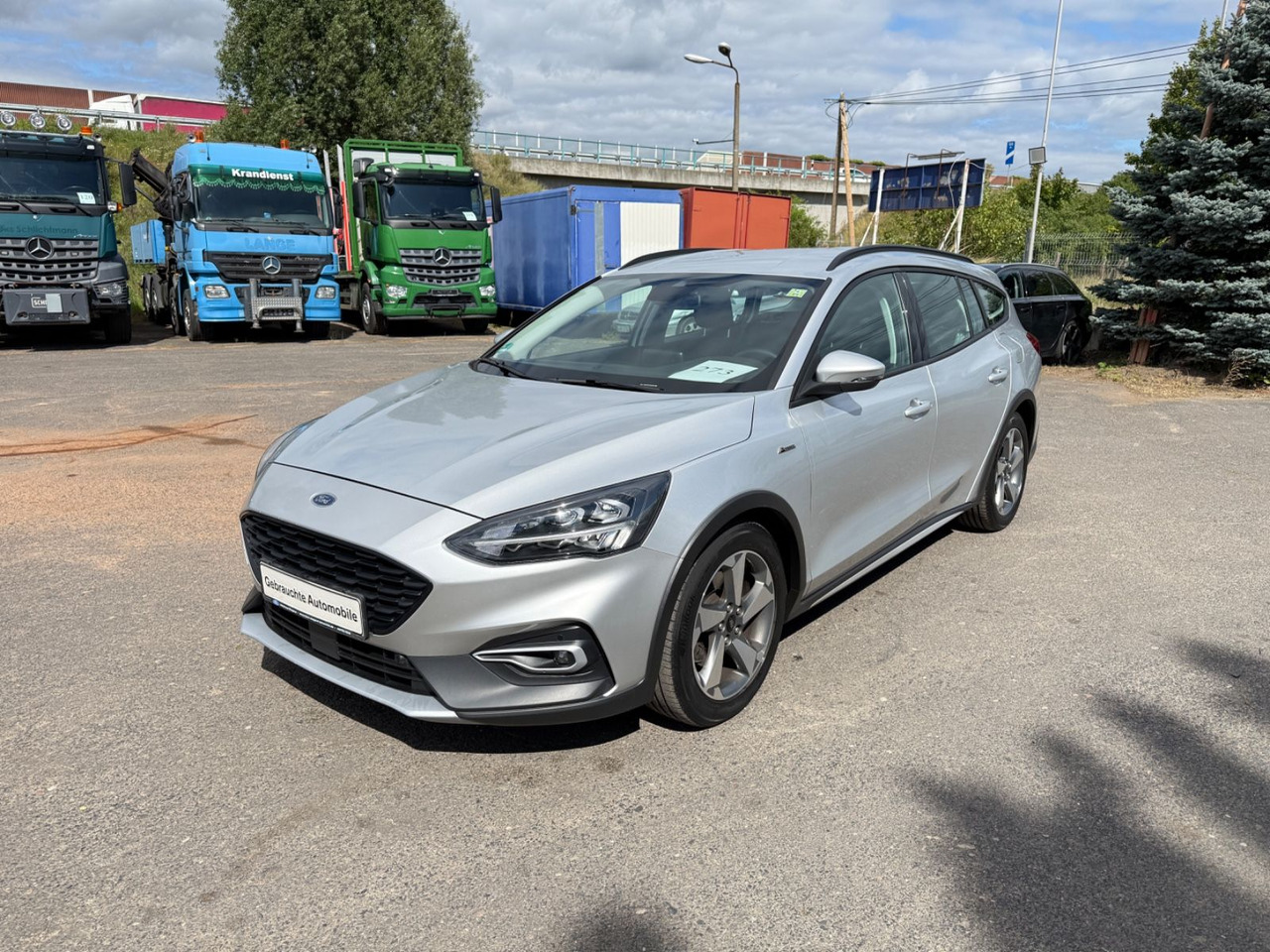 Ford Focus Turnier Active - Комби: снимка 3 Ford Focus Turnier Active - Комби: снимка 3