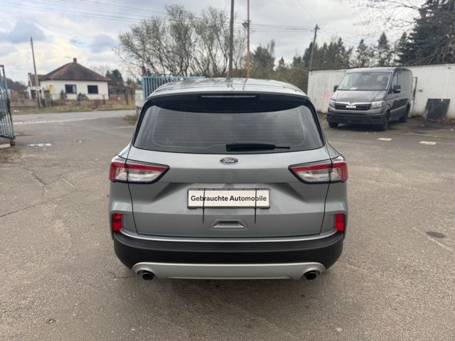 Ford Kuga Trend - Седан: снимка 5 Ford Kuga Trend - Седан: снимка 5