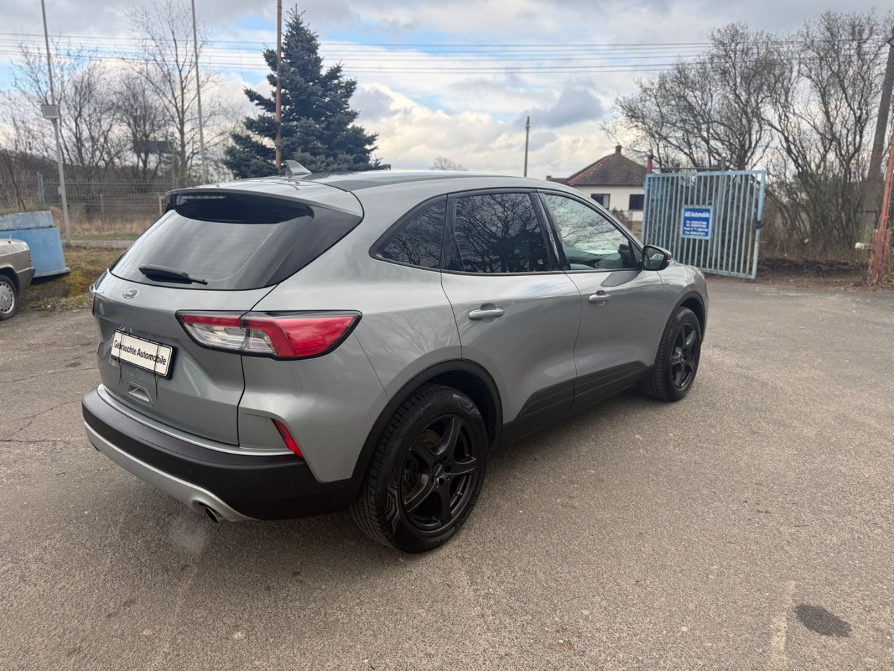 Ford Kuga Trend - Седан: снимка 4 Ford Kuga Trend - Седан: снимка 4
