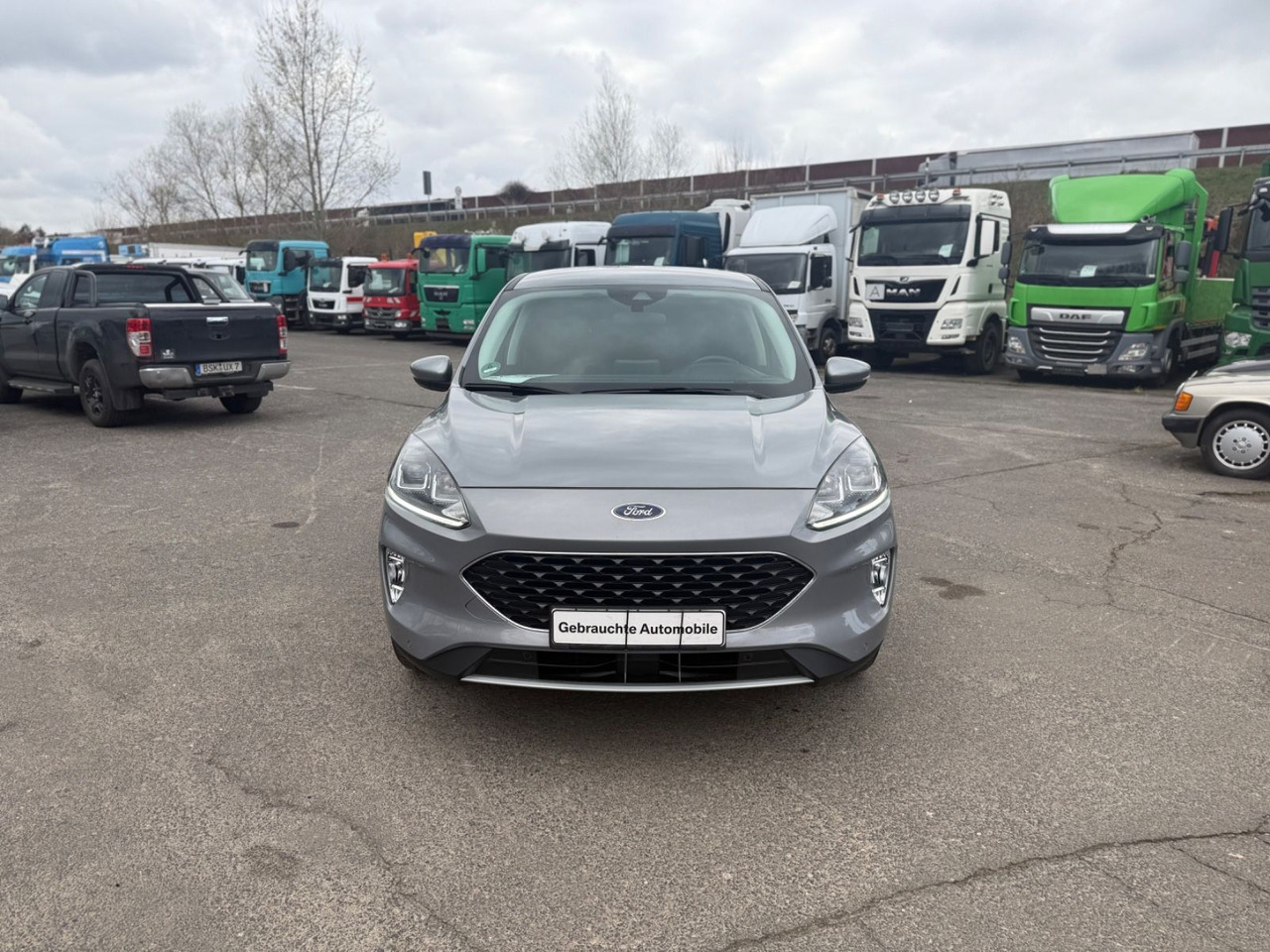 Ford Kuga Trend - Седан: снимка 1 Ford Kuga Trend - Седан: снимка 1
