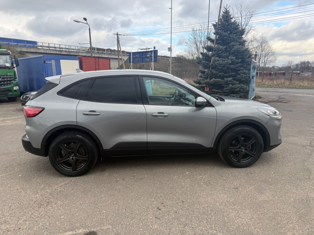 Ford Kuga Trend - Седан: снимка 3 Ford Kuga Trend - Седан: снимка 3