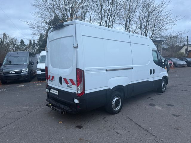 Iveco Daily Kasten HKa 35 S 16 AUTOMATIK - Товарен бус: снимка 3 Iveco Daily Kasten HKa 35 S 16 AUTOMATIK - Товарен бус: снимка 3